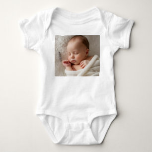 Create your own custom baby bodysuit