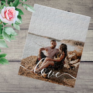 Create your own custom made photo personalized jigsaw puzzle