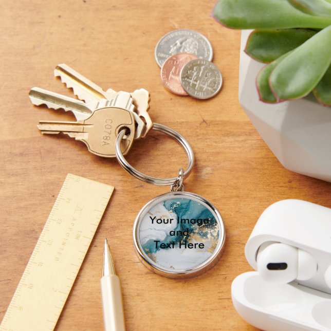 Create your own keychain (Desk)