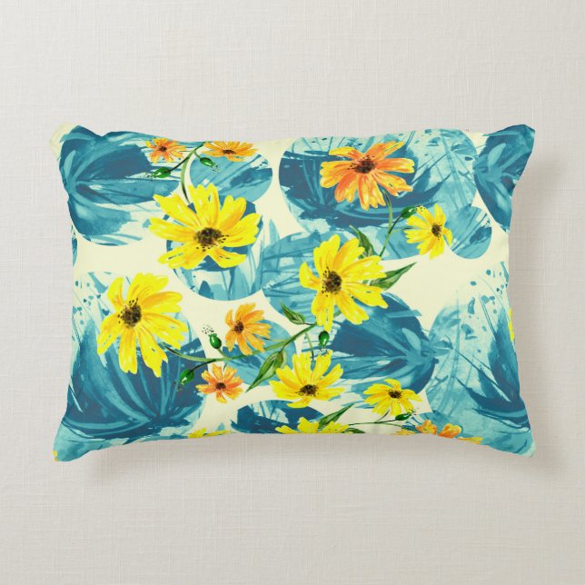 Creative seamless watercolor pattern of plants, He Accent Pillow (Front)