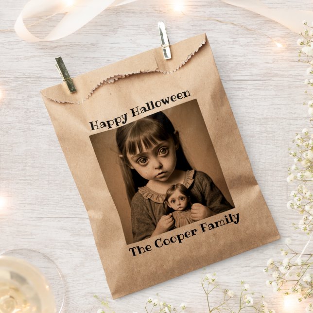 Creepy Child Holding Doll Halloween Party Favour Bag (Clipped)