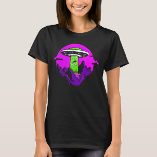 Creepy Cool Ufo Flying Saucer Alien Abduction T-Shirt