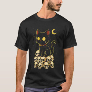 Creepy Goth Cat Cute Kitty on Skulls Halloween Aes T-Shirt