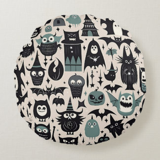 Creepy Halloween Night  Round Pillow