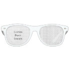 Créez les lunettes de soleil fraîches de nuances