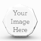 Créez vos récompenses octagonales en acrylique