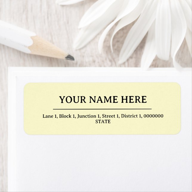 Crème Simple Minimaliste Nom Adresse Retour (En situation)