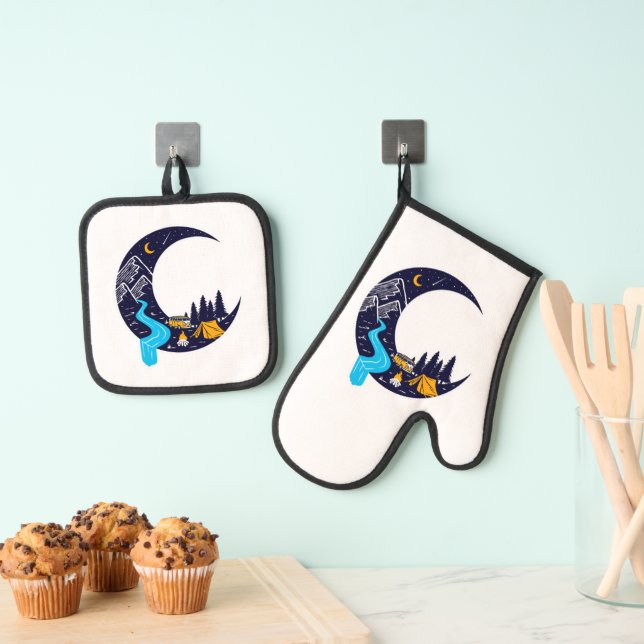 Crescent Moon Adventure Camping Oven Mitt & Pot Holder Set (Insitu(Hanging))