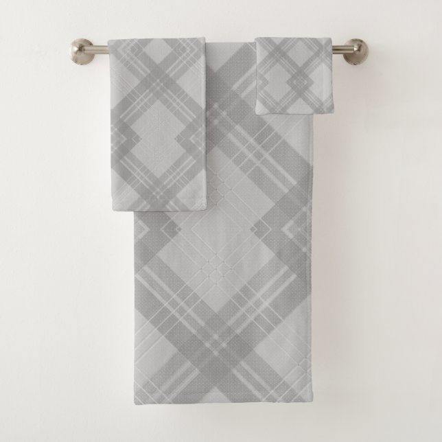 Crisscrossed dark and light grey Checks  Bath Tow Bath Towel Set (Insitu)