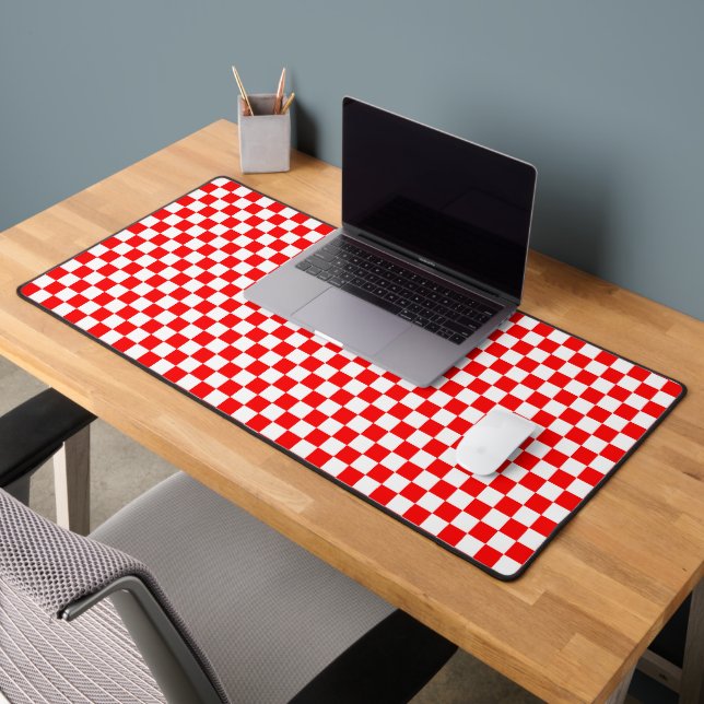 Croatian Red White Geometric Chequered Pattern Desk Mat (Office 2)