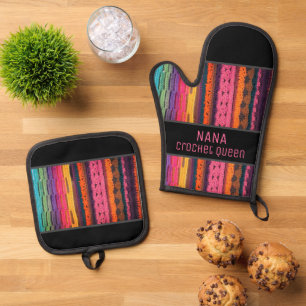 Crochet look! For the kitchen queen! Oven Mitt  Oven Mitt & Pot Holder Set