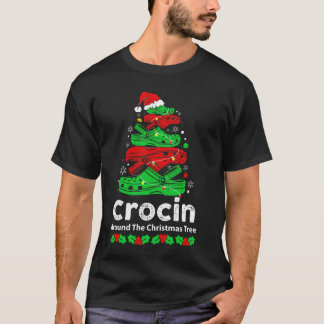 Crocin around the Christmas tree T-Shirt