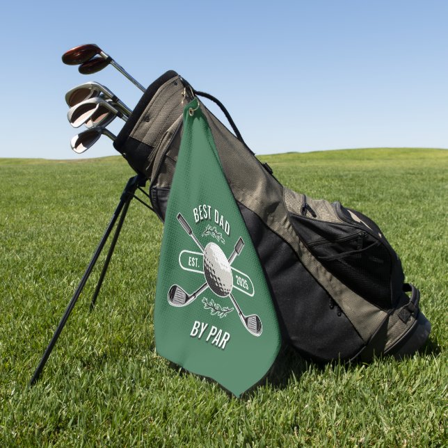 Crossed Golf Clubs & Golf Ball Best Dad By Par Golf Towel (Green)