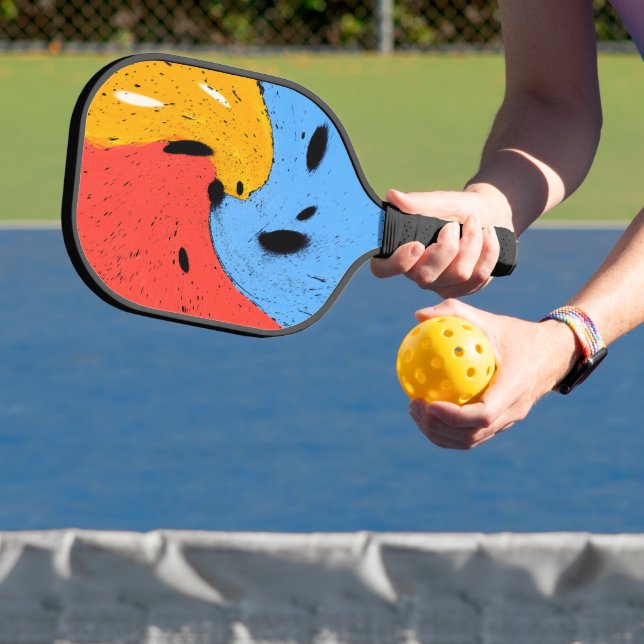 crossing of colours pickleball paddle (Insitu)