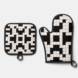 Crossword Puzzle Pattern Oven Mitt & Pot Holder Set