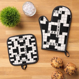 Crossword Puzzle Pattern Oven Mitt & Pot Holder Set