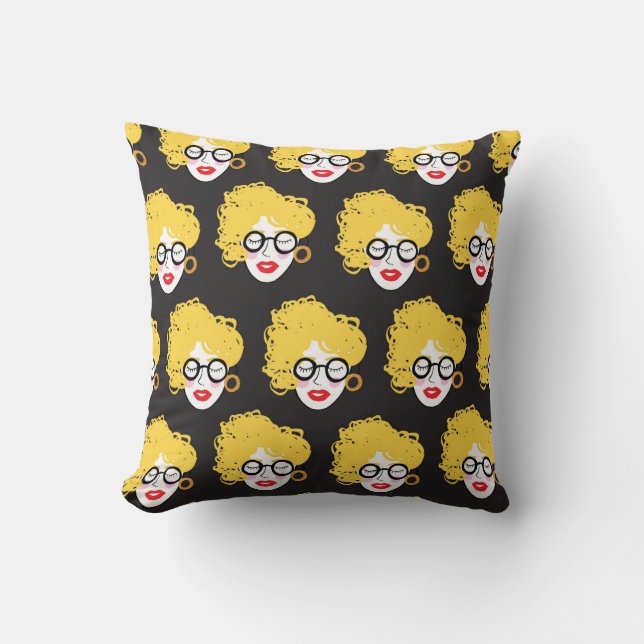 Crowd of funny peoples, cute background throw pillow (Front)