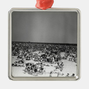 Crowded beach metal ornament