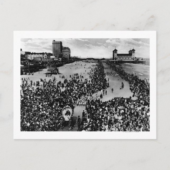 Crowds at Atlantic City, NJ Beauty Pagent Postcard (Front)