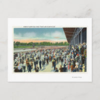 Crowds at Saratoga Race Track & Clubhouse