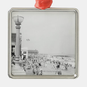Crowds on esplanade metal ornament