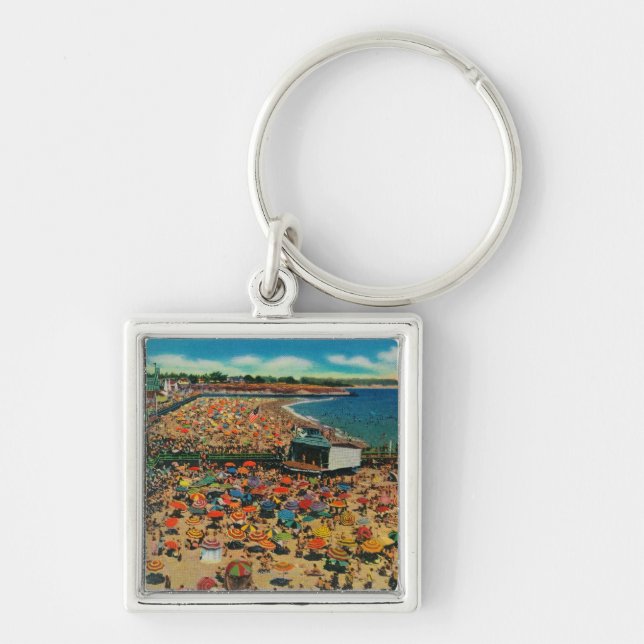 Crowds on the Beach, Santa CruzSanta Cruz, CA Keychain (Front)