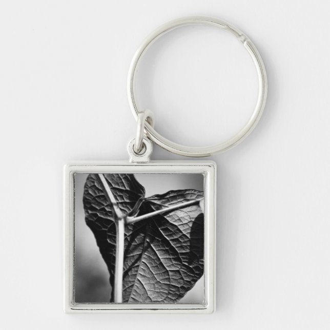 crucified heart keychain (Front)