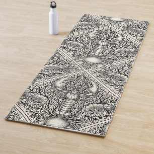 Crustacean in black and natural white yoga mat