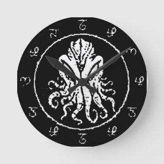 Cthulhu Round Clock
