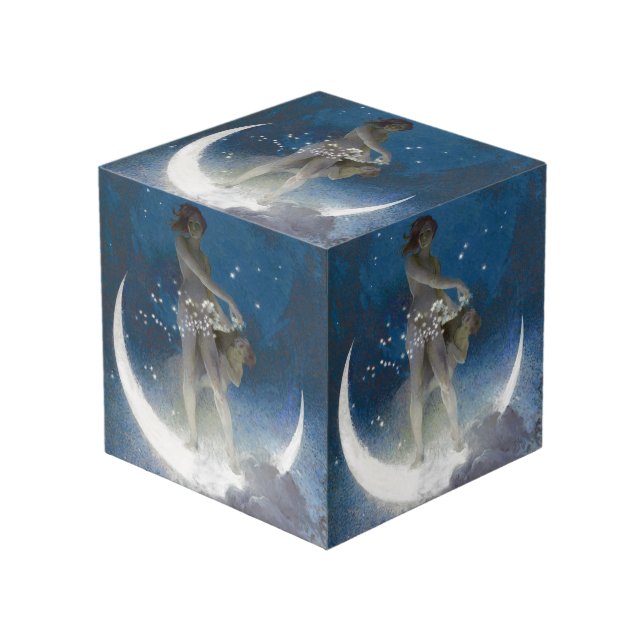 Cube Photo Luna Goddess at Night Scattering Stars (Angle devant)