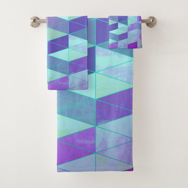 Cubes Into Triangles Geometric Pattern Bath Towel Set (Insitu)