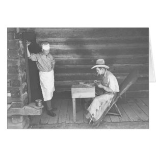 Cuisinier regardant jouer aux cartes de cowboy 2