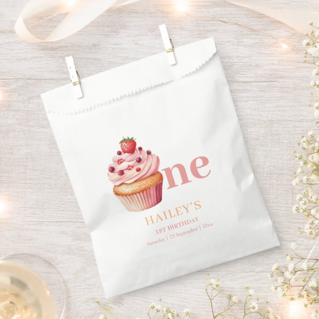 Cupcake Birthday Invitation,  Girls 1st Birthday Favour Bag (Clipped)