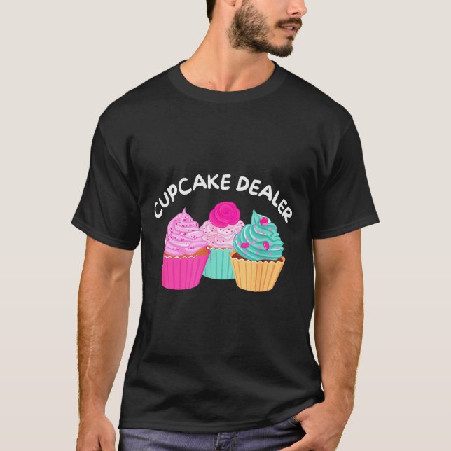 Cupcake Er - Funny Cupcake Baker Pastry Baking Gif T-Shirt (Front)