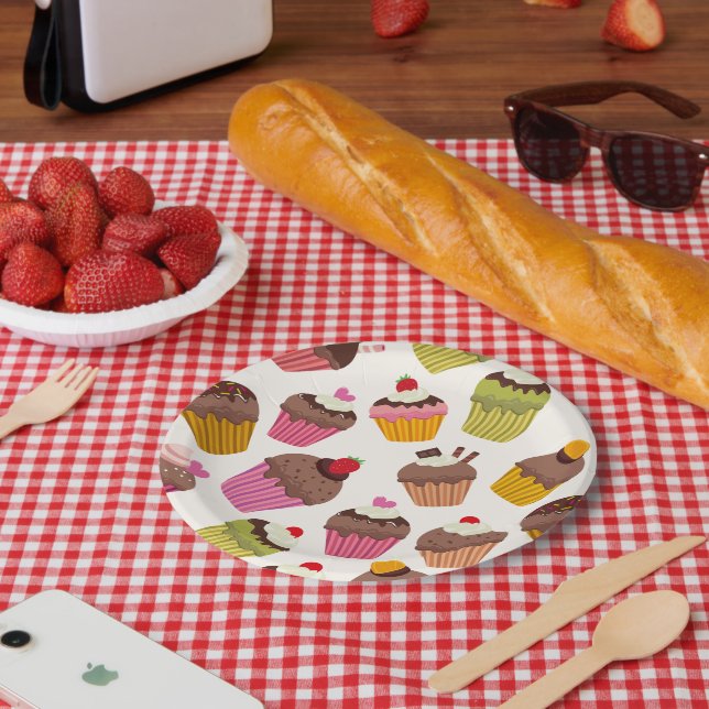 Cupcake Pattern, Muffin Pattern, Chocolate, Hearts Paper Plate (Picnic)