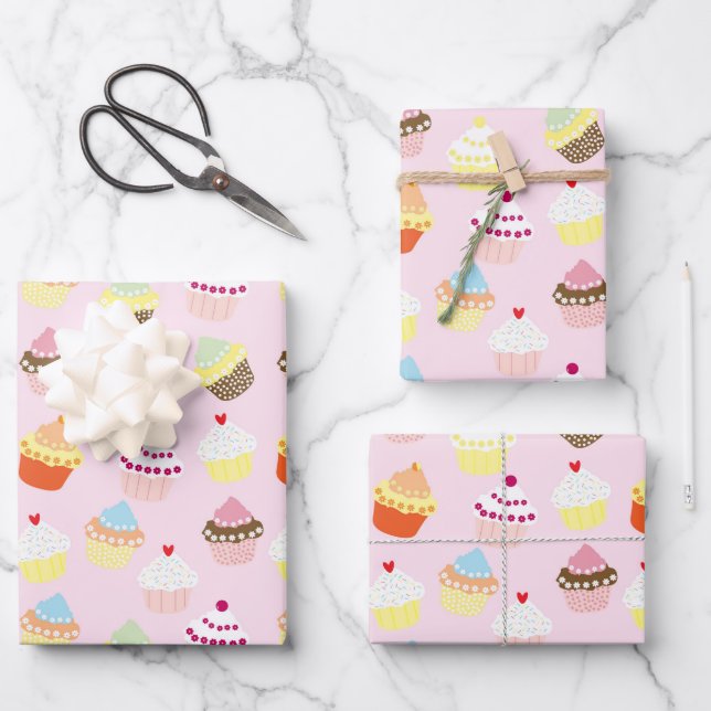 Cupcakes on pink wrapping paper sheet (Front)