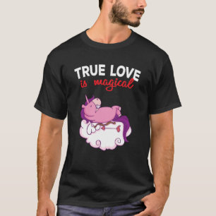 Cupid Unicorn Valentines Day Cute Unicorns Couple T-Shirt