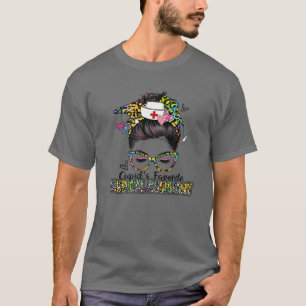 Cupid's Favourite Medical Assistant Messy Bun Vale T-Shirt