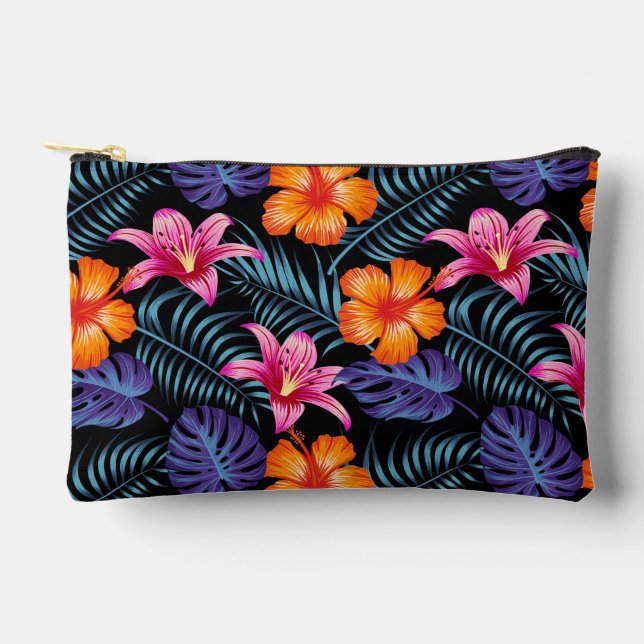 Custom  accessory pouch (Front)