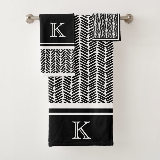 Custom Black And White Zigzag Stripes Bath Towel Set (Insitu)