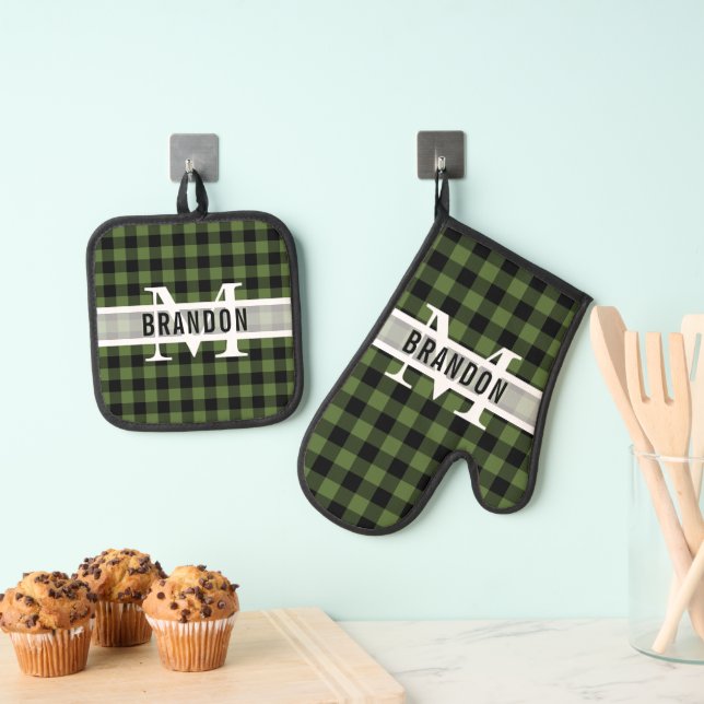 Custom Black Green Buffalo Lumberjack Plaid  Oven Mitt & Pot Holder Set (Insitu(Hanging))