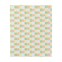 Custom Colour Boxy Crisscross Pattern