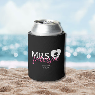 Custom Colour Goth Alternative Bride Newlywed Gift Can Cooler