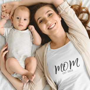 Custom Date Black Established Mom T-Shirt