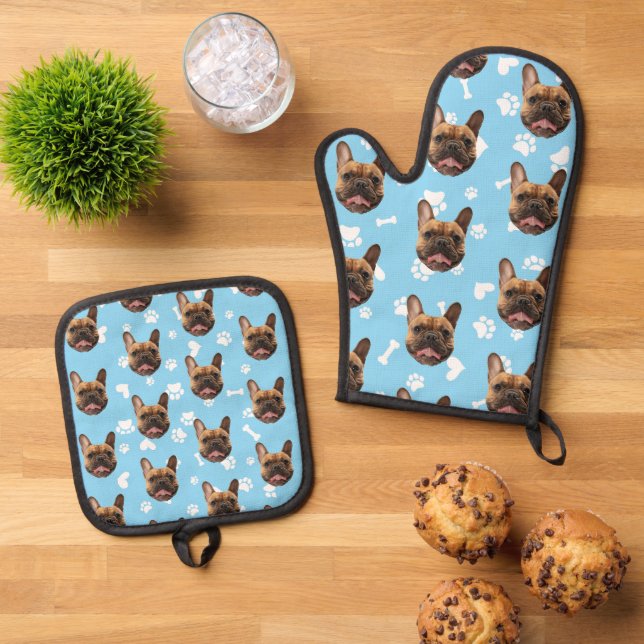 Custom Face Personalized Christmas Kitchen Gift Oven Mitt & Pot Holder Set (Top Down)