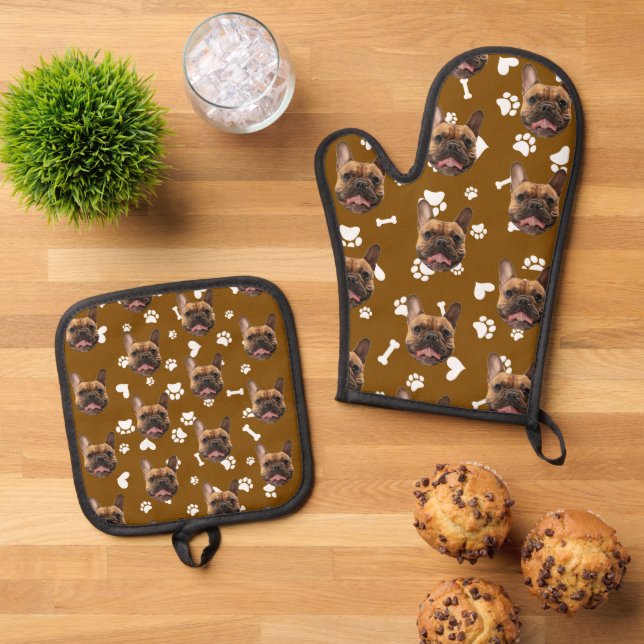 Custom Face Personalized Christmas Kitchen Gift Oven Mitt & Pot Holder Set (Top Down)