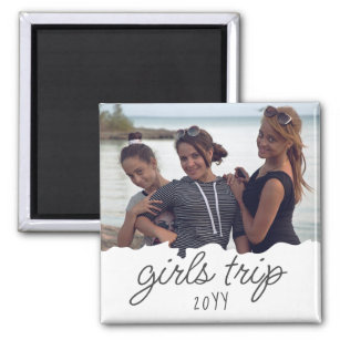 Custom Girls Trip   Girls weekend Getaway Souvenir Magnet