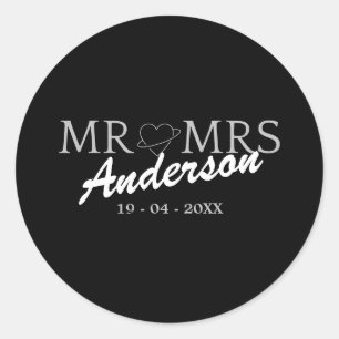 Custom Mr and Mrs Wedding Family gift Classic Round Sticker