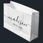 Custom Name Text Elegant Simple Black Script White Large Gift Bag<br><div class="desc">Personalized Girly Chic Feminine Black Script White Gift Bag
Customized gift bags for your event! A perfect touch to your wedding,  reception,  shower,  party or event.</div>