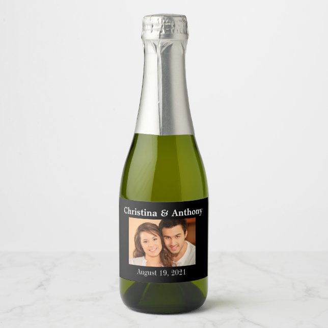 Custom Photo Wedding Mini Sparkling Wine Favour La Sparkling Wine Label (Front)